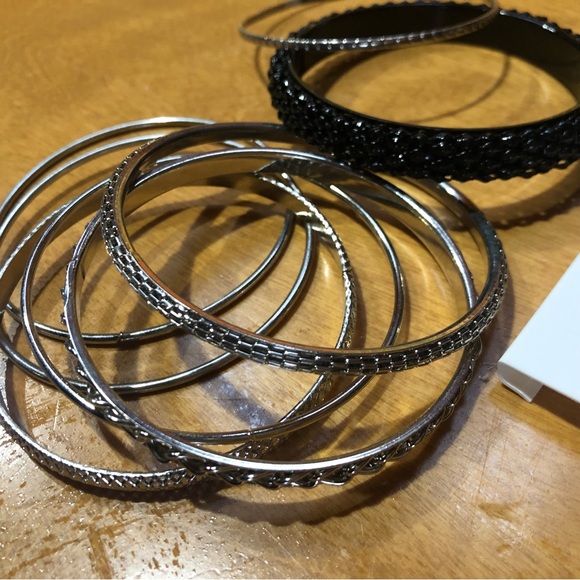 Bangle Bracelet & Earrings Bundle - Picture 7 of 7